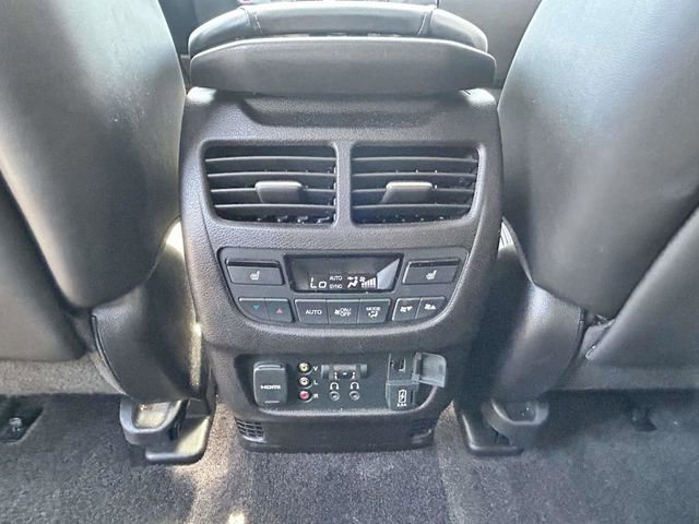 Used 2017 Acura MDX SH-AWD image 11