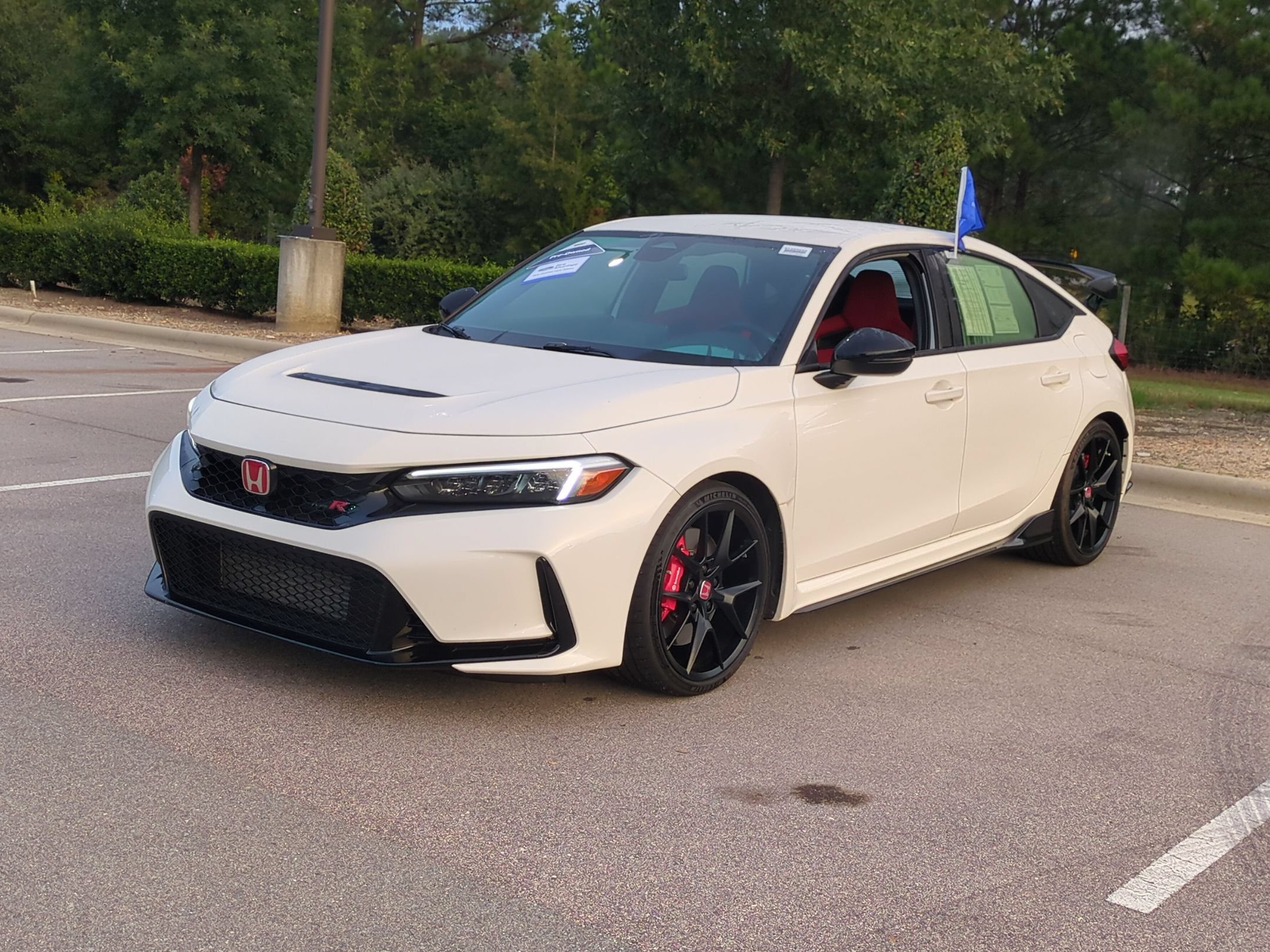 Used 2023 Honda Civic Type R image 8