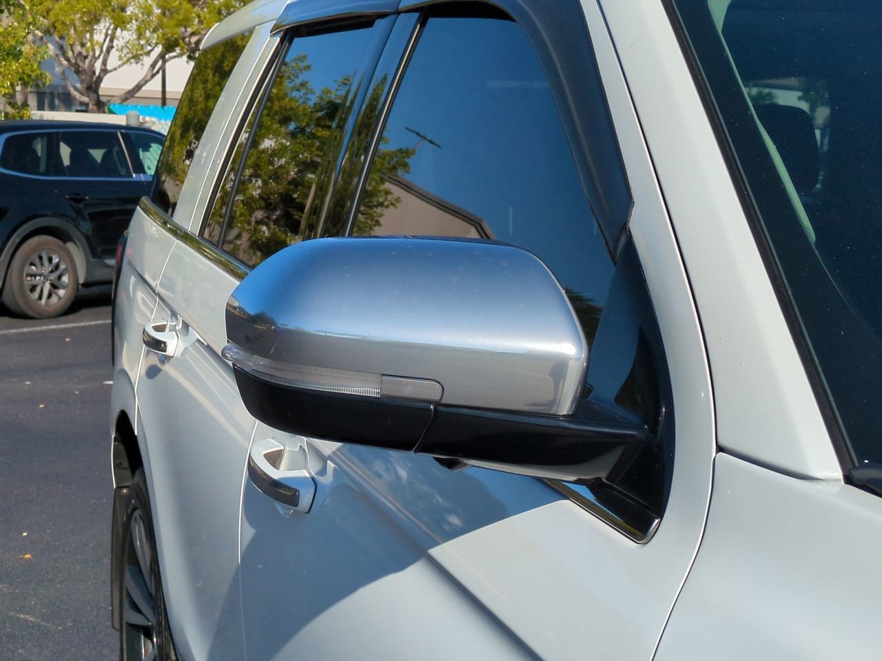 Certified 2021 Ford Expedition Platinum image 12