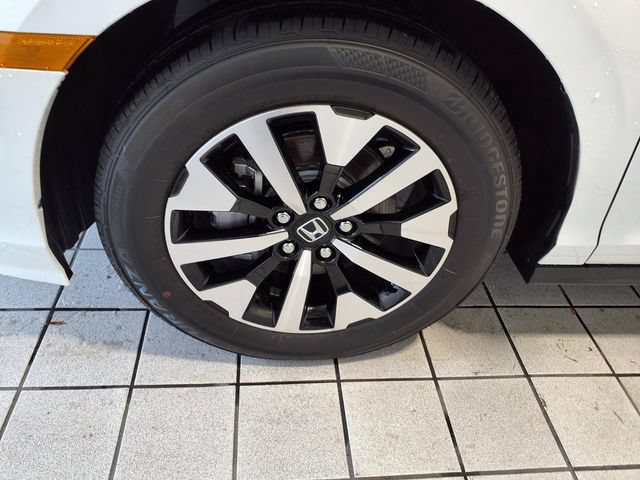 Certified 2026 Honda Odyssey EX-L image 5