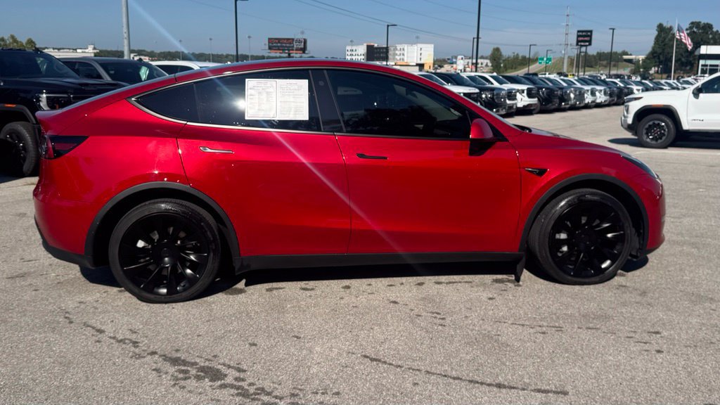Used 2023 Tesla Model Y Long Range AWD/4WD image 2