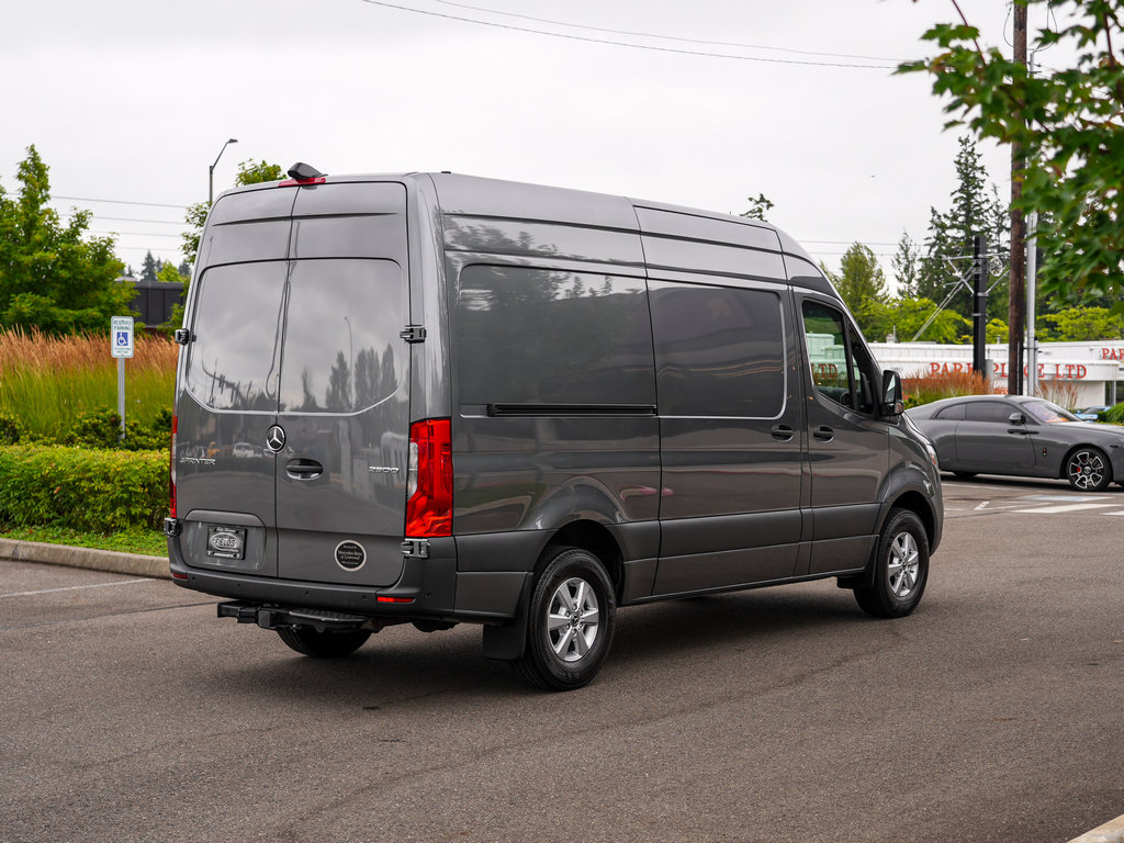 Used 2022 Mercedes-Benz Sprinter 2500 image 5