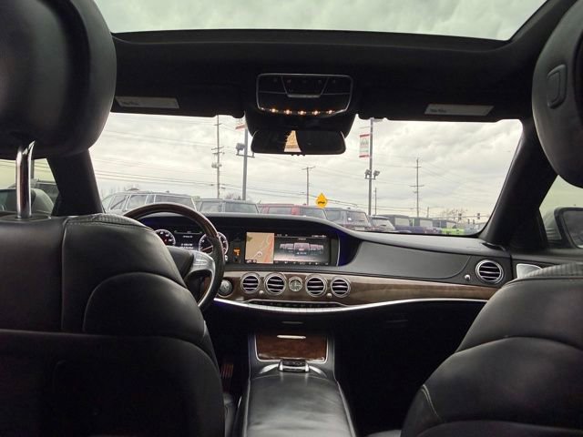 Used 2016 Mercedes-Benz S 550 4MATIC Sedan image 18