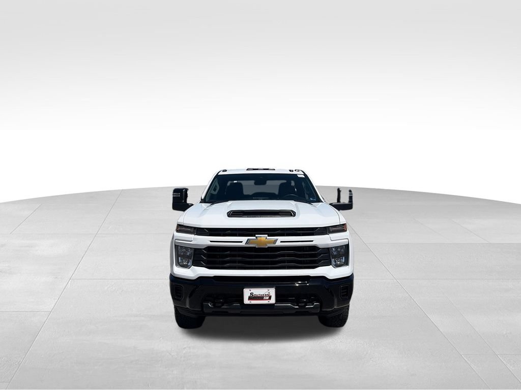 Used 2025 Chevrolet Silverado 2500 Custom w/ Z71 Off-Road Package AWD/4WD image 9