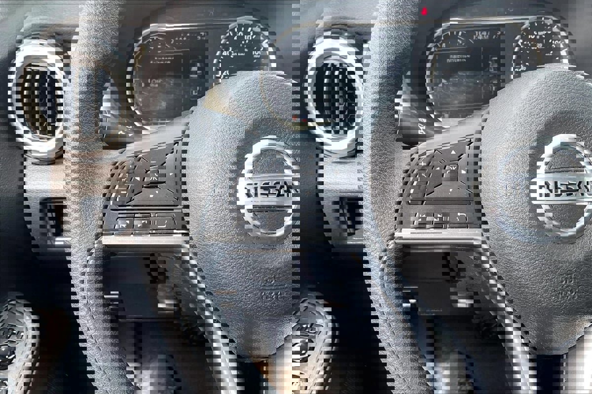 Used 2021 Nissan Versa SV image 18