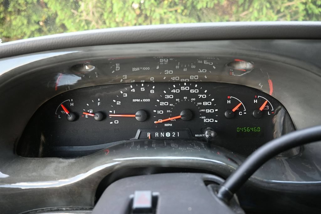 Used 2006 Ford E-150 and Econoline 150 RWD image 27