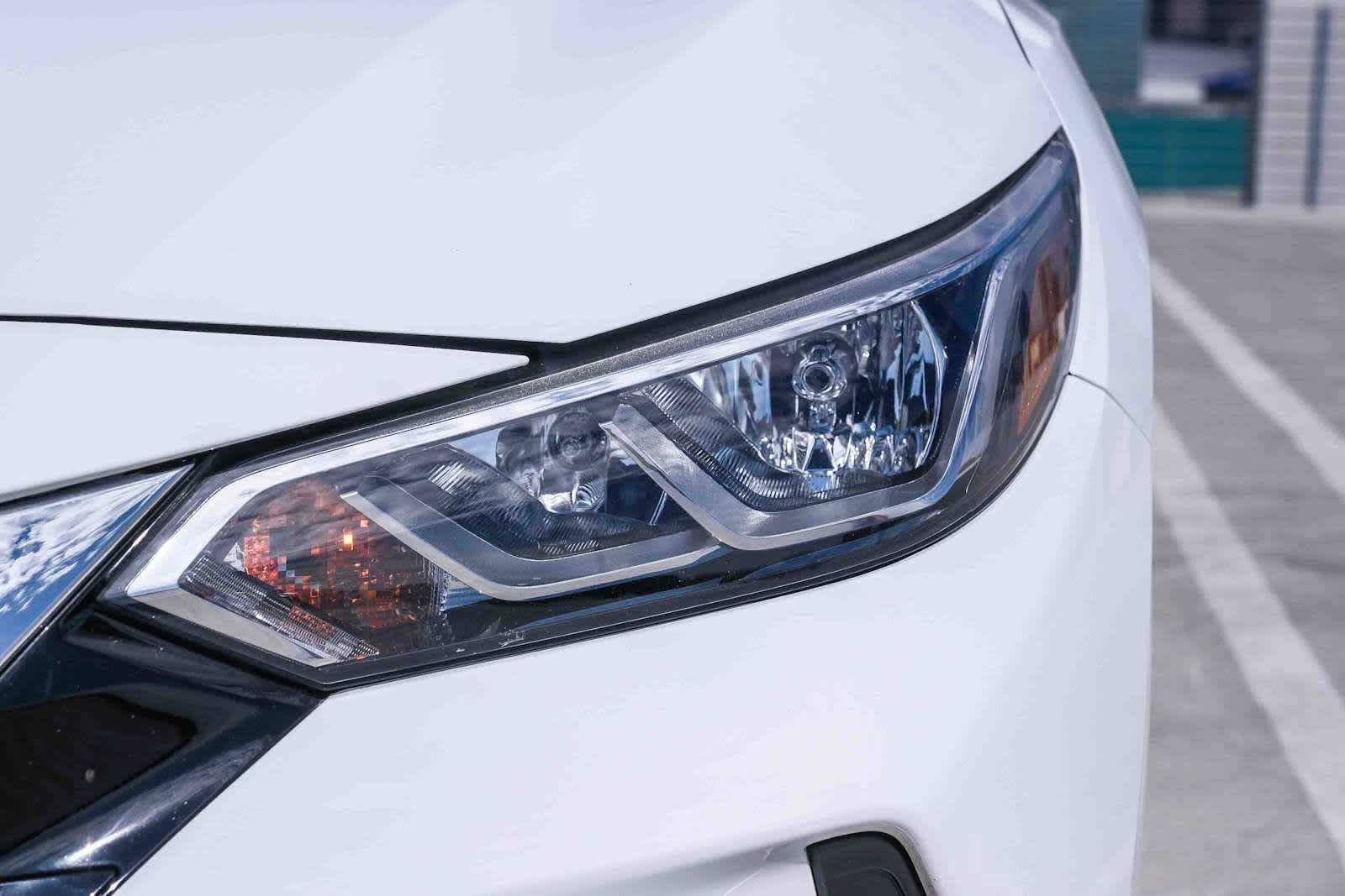 Used 2023 Nissan Sentra SV w/ Trunk Package FWD image 9
