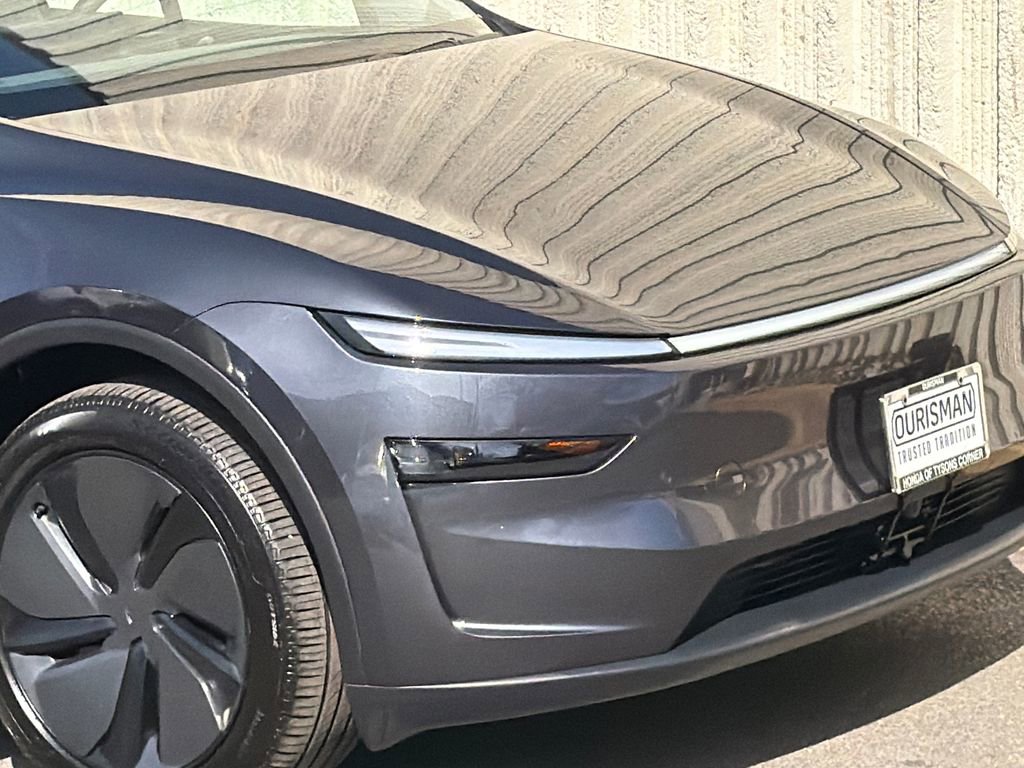 Used 2026 Tesla Model Y Long Range image 6
