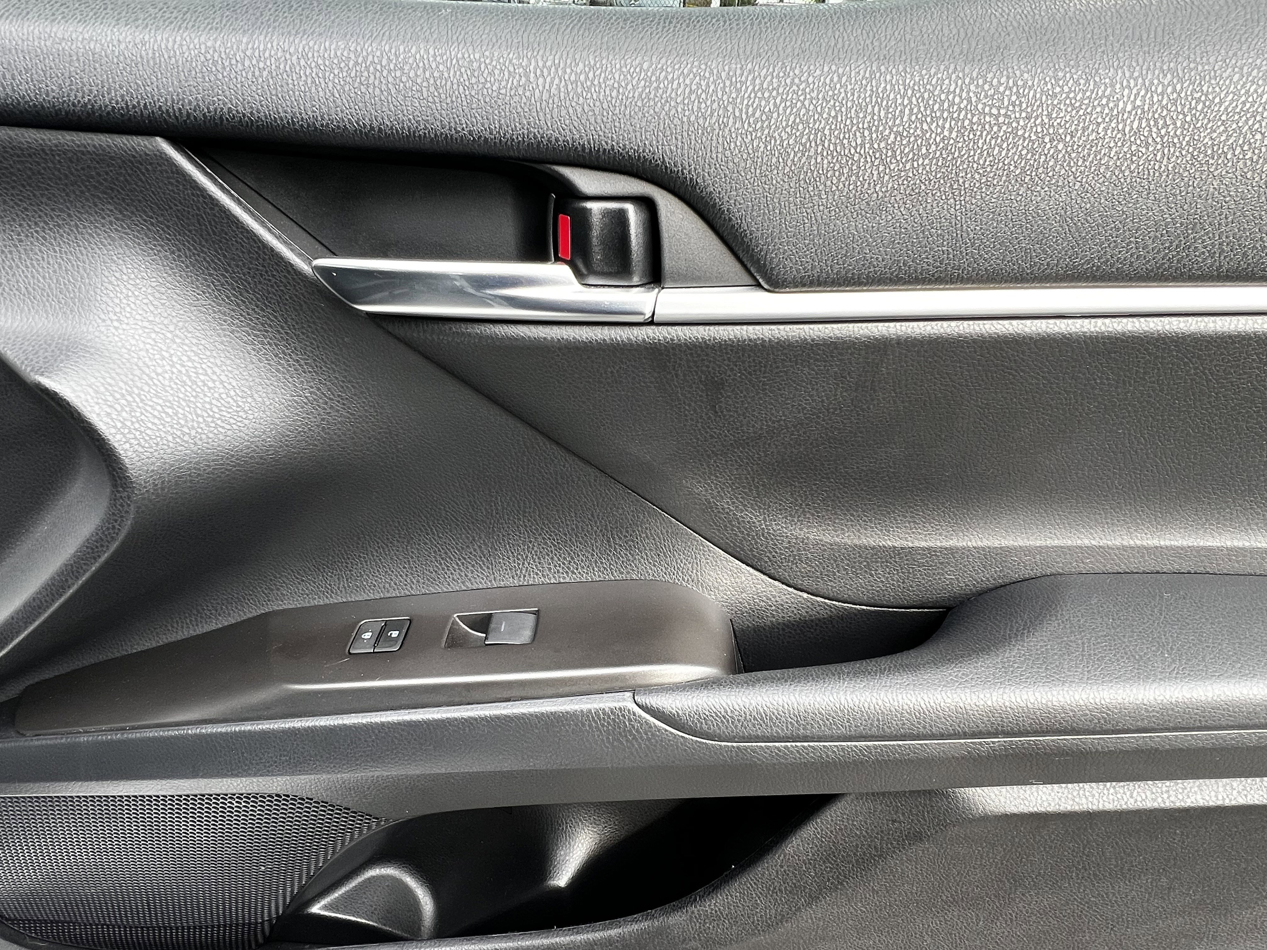 Used 2023 Toyota Camry SE FWD image 43