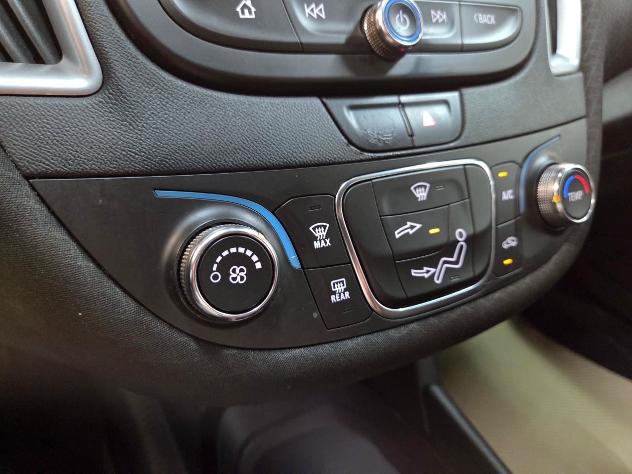 Used 2021 Chevrolet Malibu RS FWD image 21