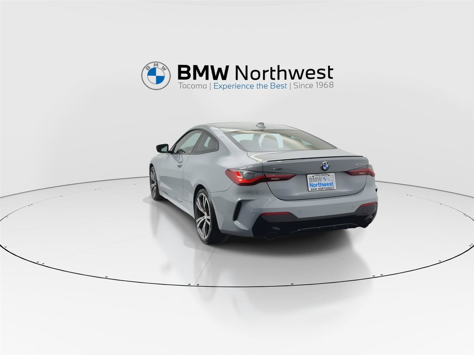Used 2023 BMW 430i xDrive Coupe w/ M Sport Package AWD/4WD image 13