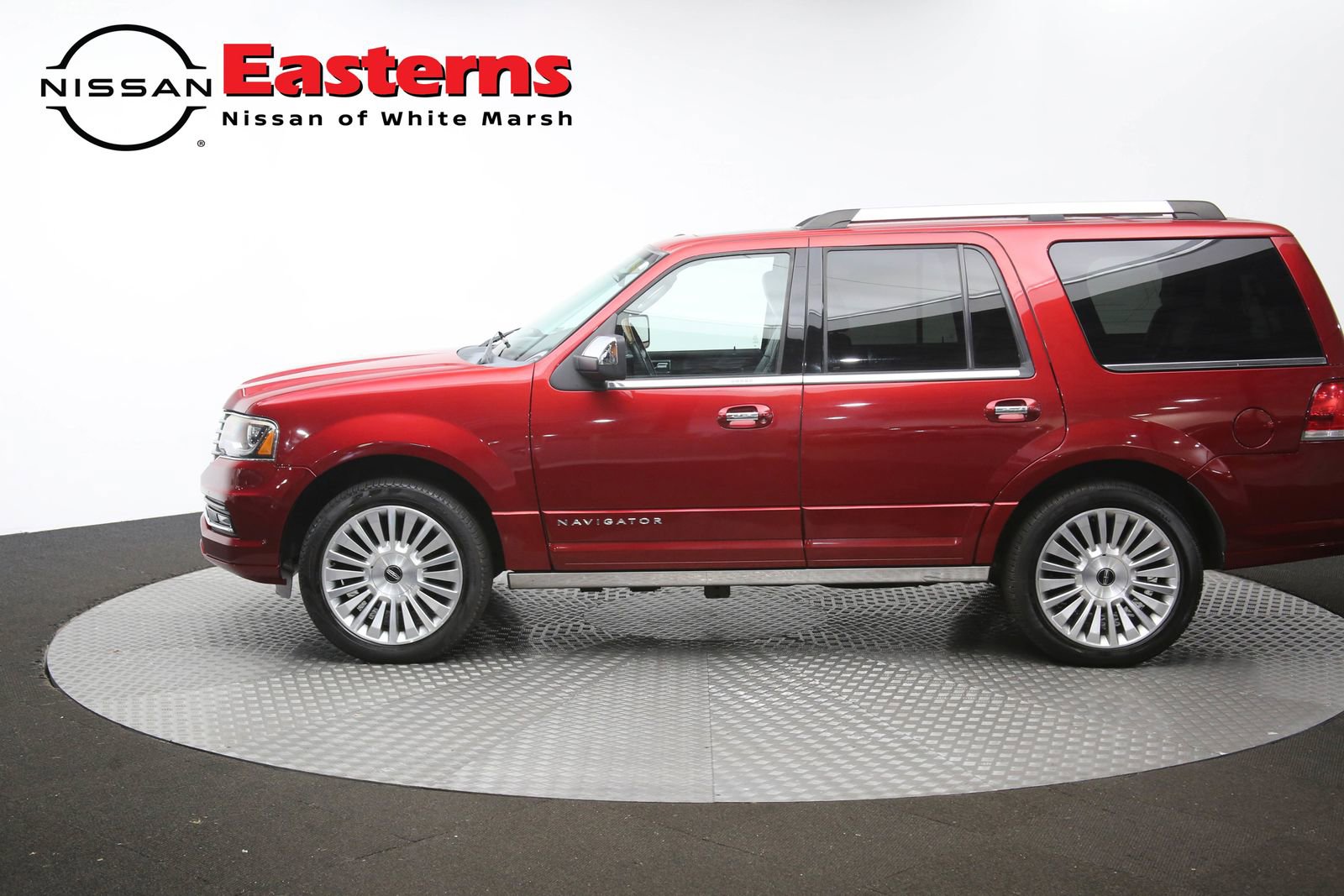 Used 2016 Lincoln Navigator Reserve AWD/4WD image 63