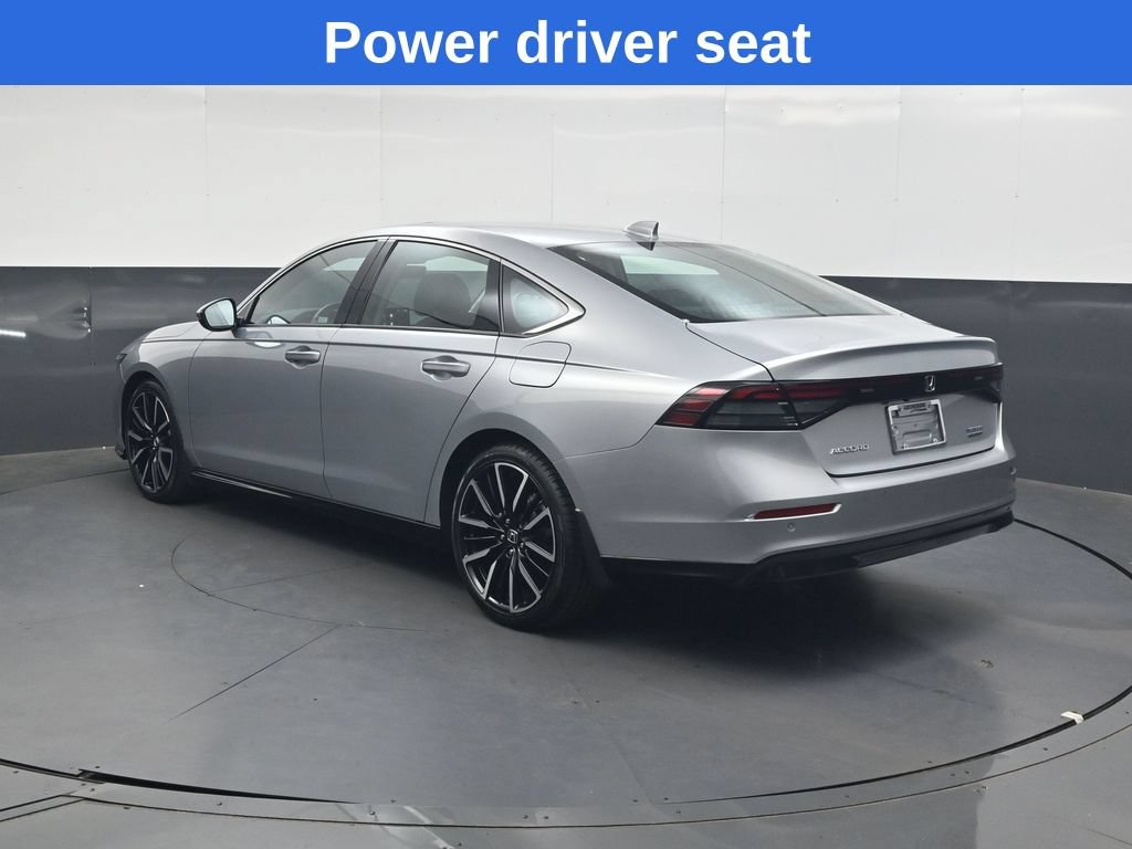 Used 2025 Honda Accord Touring image 6