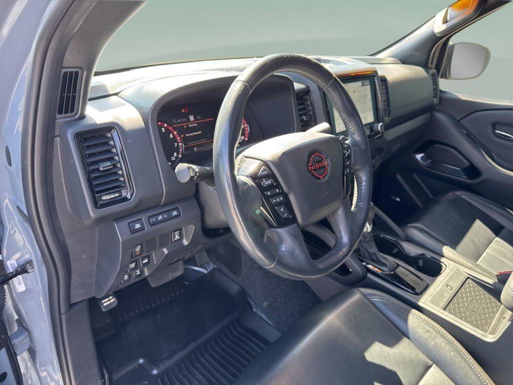 Used 2022 Nissan Frontier PRO-4X w/ Pro-4X Premium Package image 32