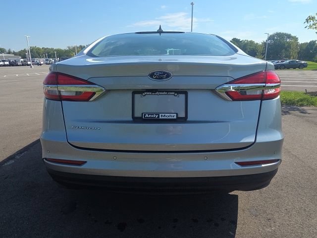 Used 2020 Ford Fusion SE FWD image 10