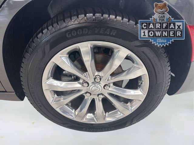 Used 2022 Chrysler 300 Touring image 17