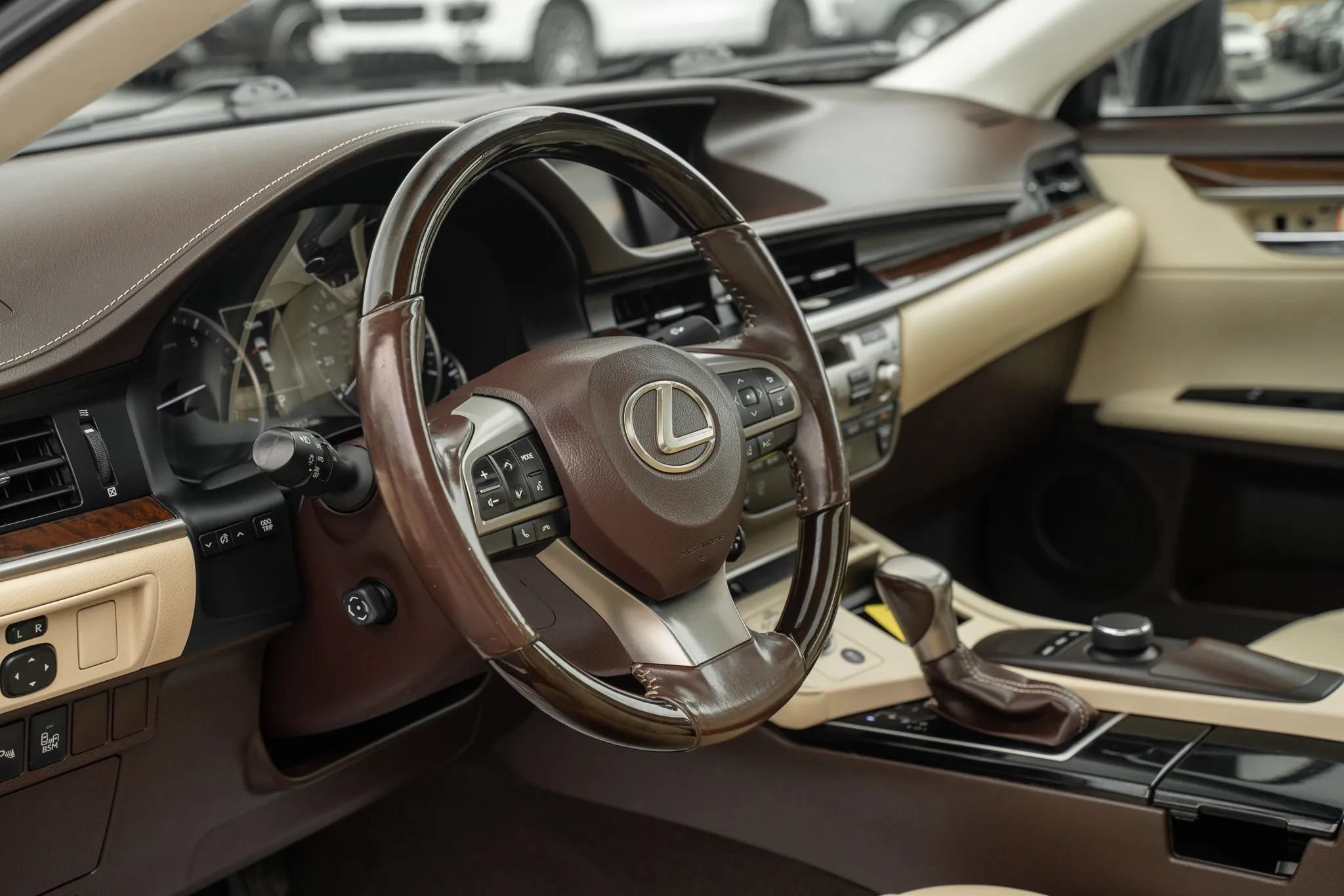 Used 2018 Lexus ES 350 w/ Premier Package FWD image 14