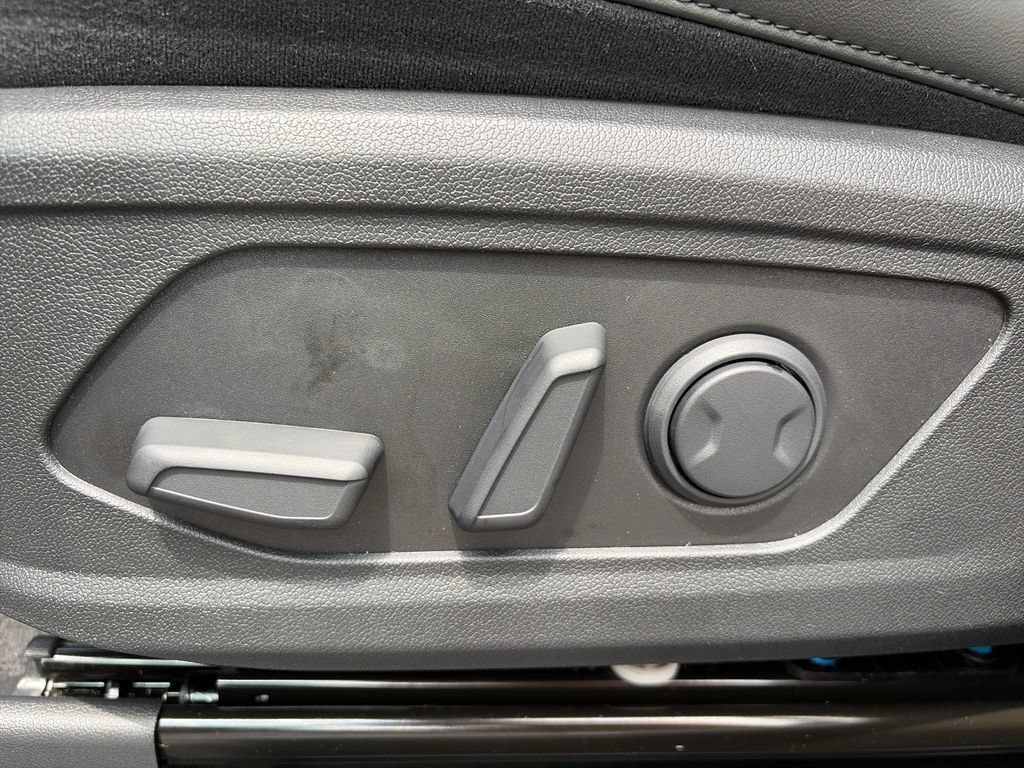 New 2026 Kia Sorento S AWD/4WD image 17