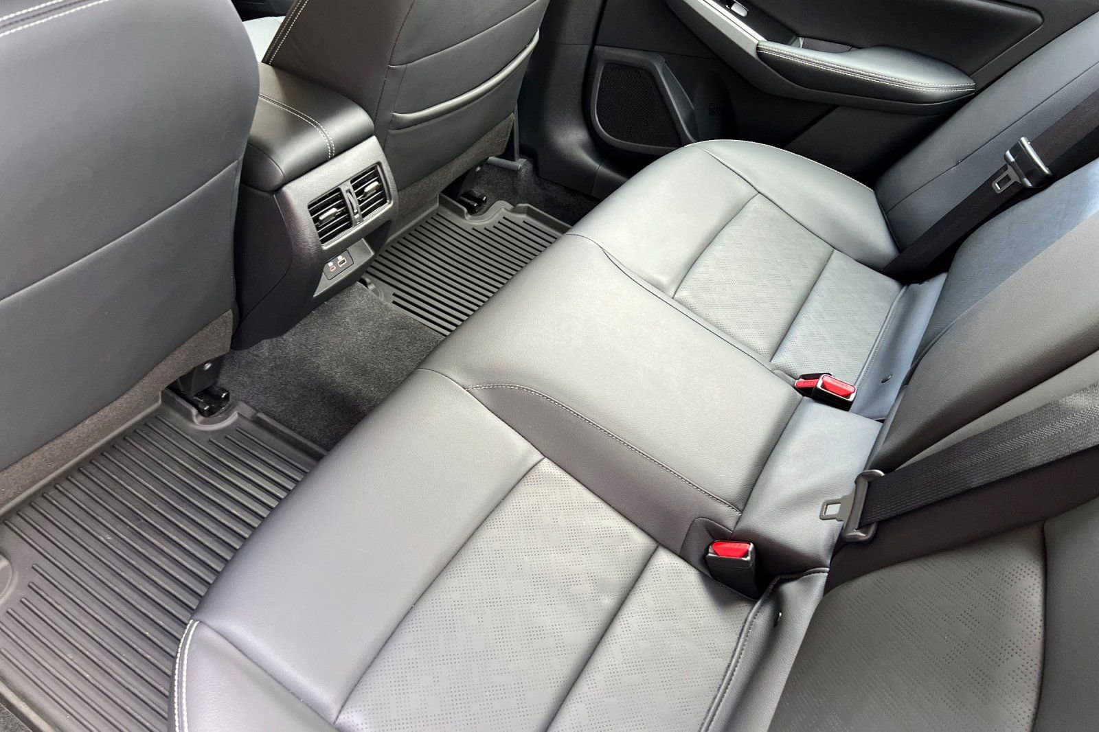 Used 2024 Nissan Altima 2.5 SL image 16