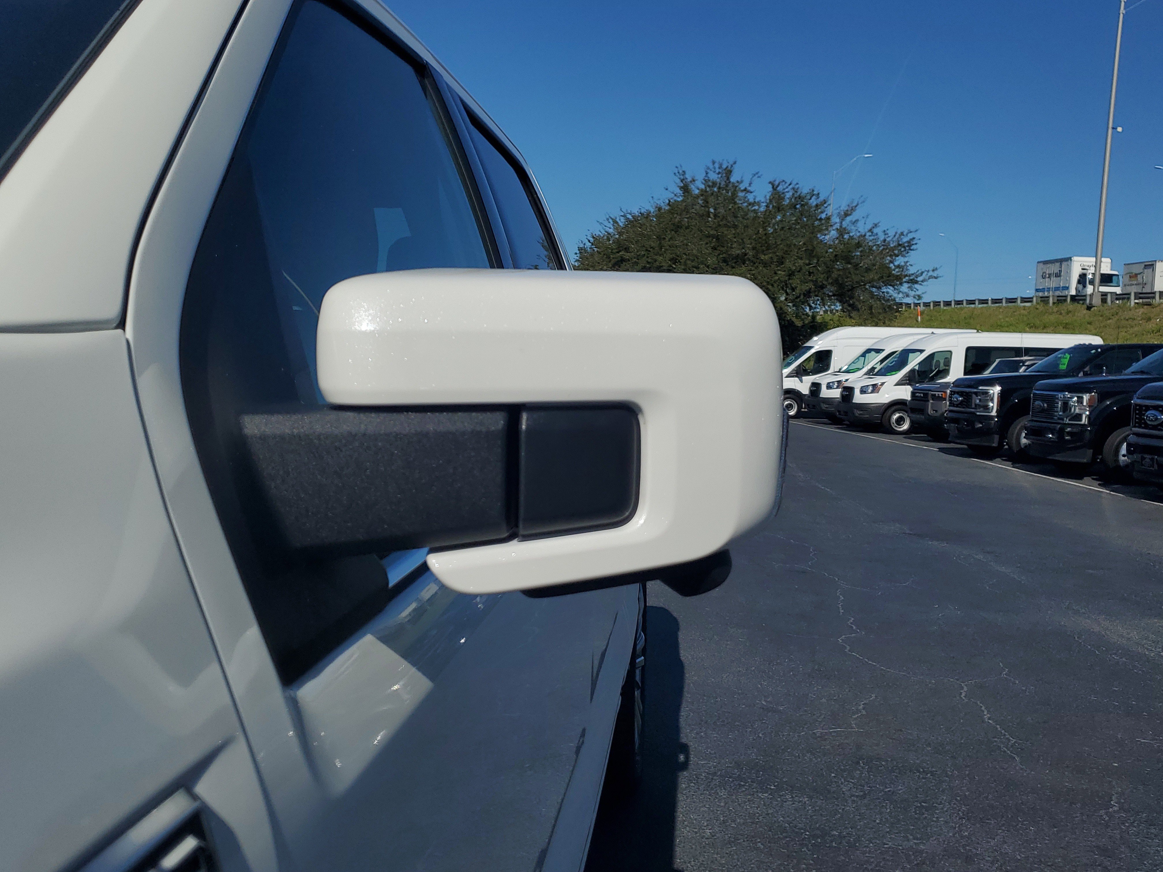 Used 2025 Ford F150 Platinum w/ Equipment Group 703A Plus image 4