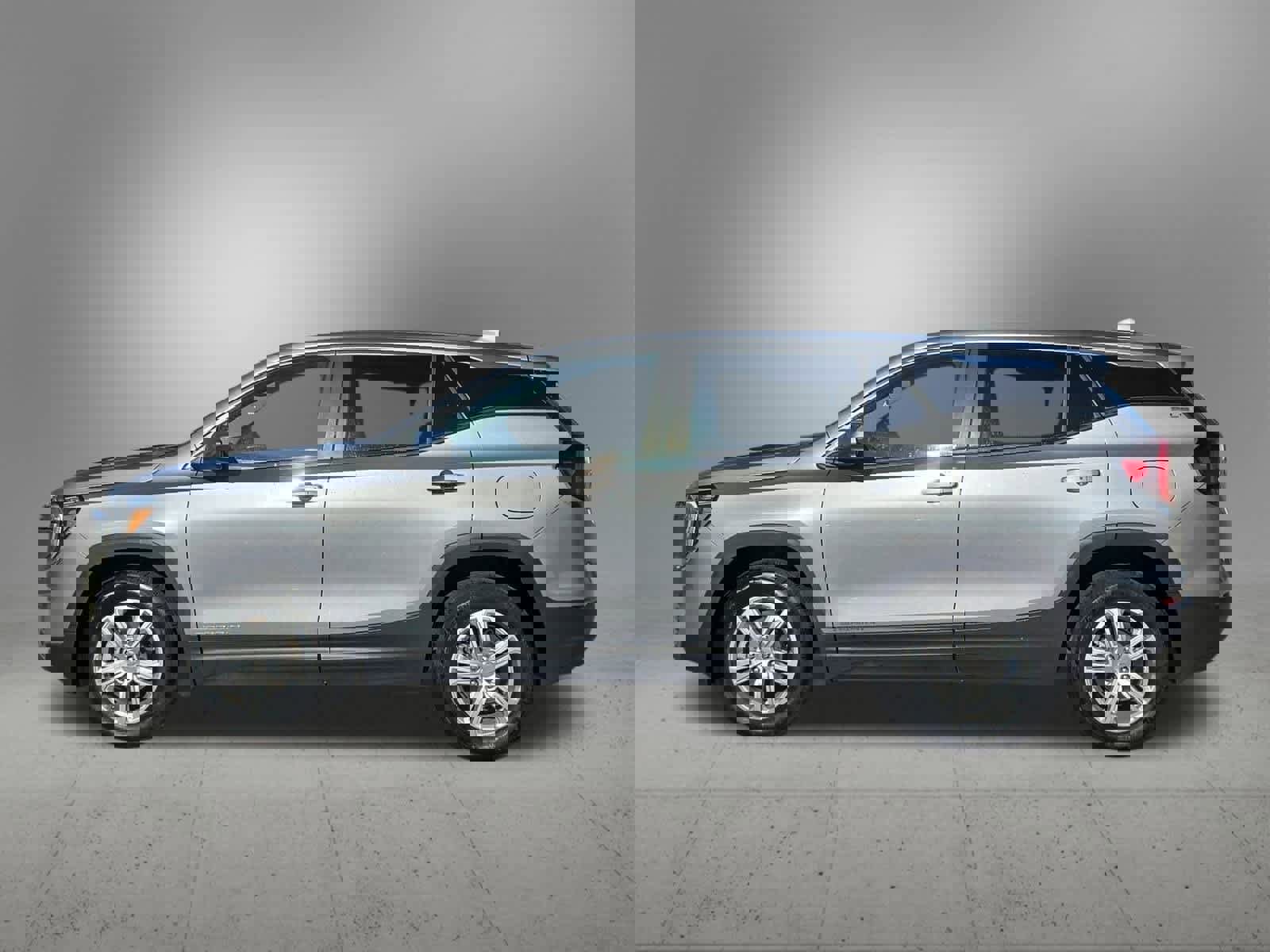 Used 2024 GMC Terrain SLE image 3