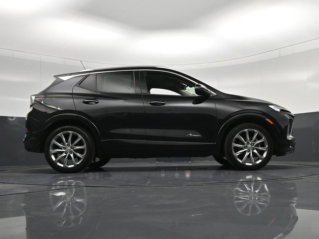 Used 2024 Buick Encore GX Avenir w/ Avenir Technology Package FWD image 27