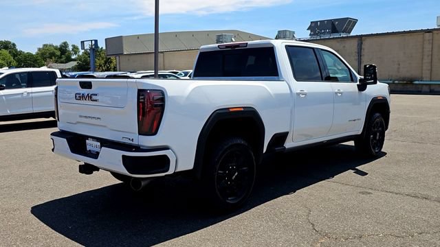 New 2026 GMC Sierra 2500 AT4 w/ AT4 Premium Plus Package AWD/4WD image 9