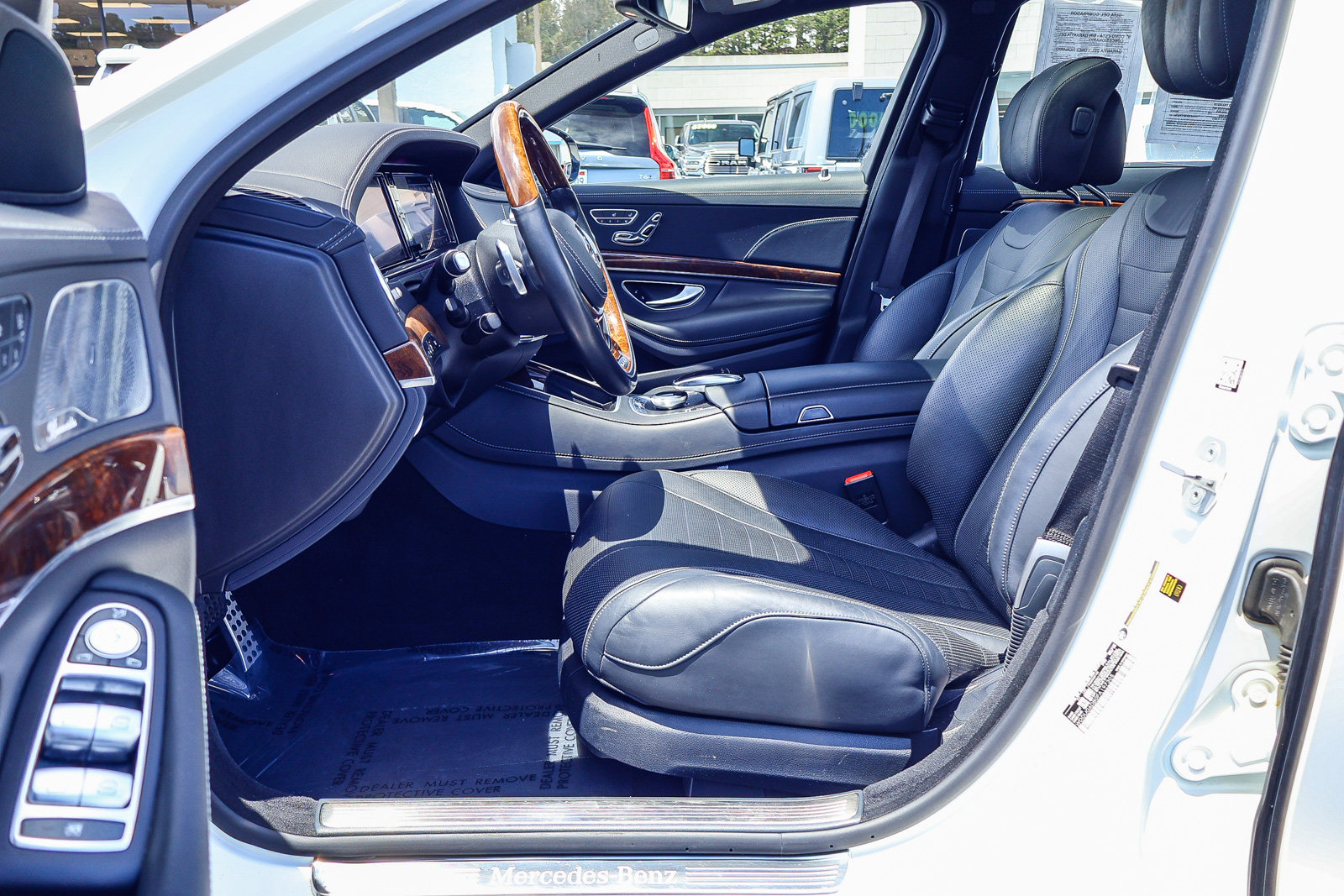 Used 2015 Mercedes-Benz S 550e Plug-In Hybrid Sedan image 2