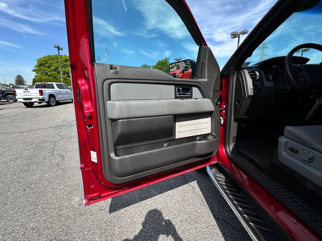 Used 2013 Ford F150 XLT w/ Luxury Equipment Group RWD image 23