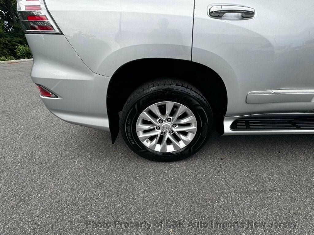 Used 2019 Lexus GX 460 Premium AWD/4WD image 13