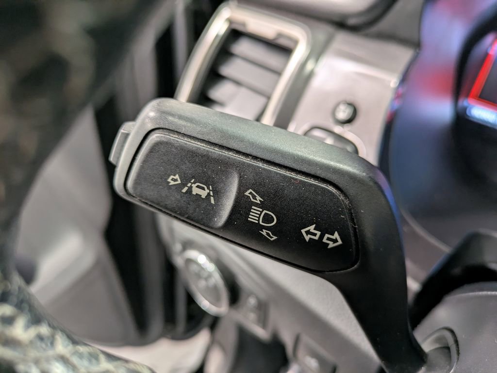 Used 2019 Ford Ranger Lariat w/ Equipment Group 501A Mid image 18