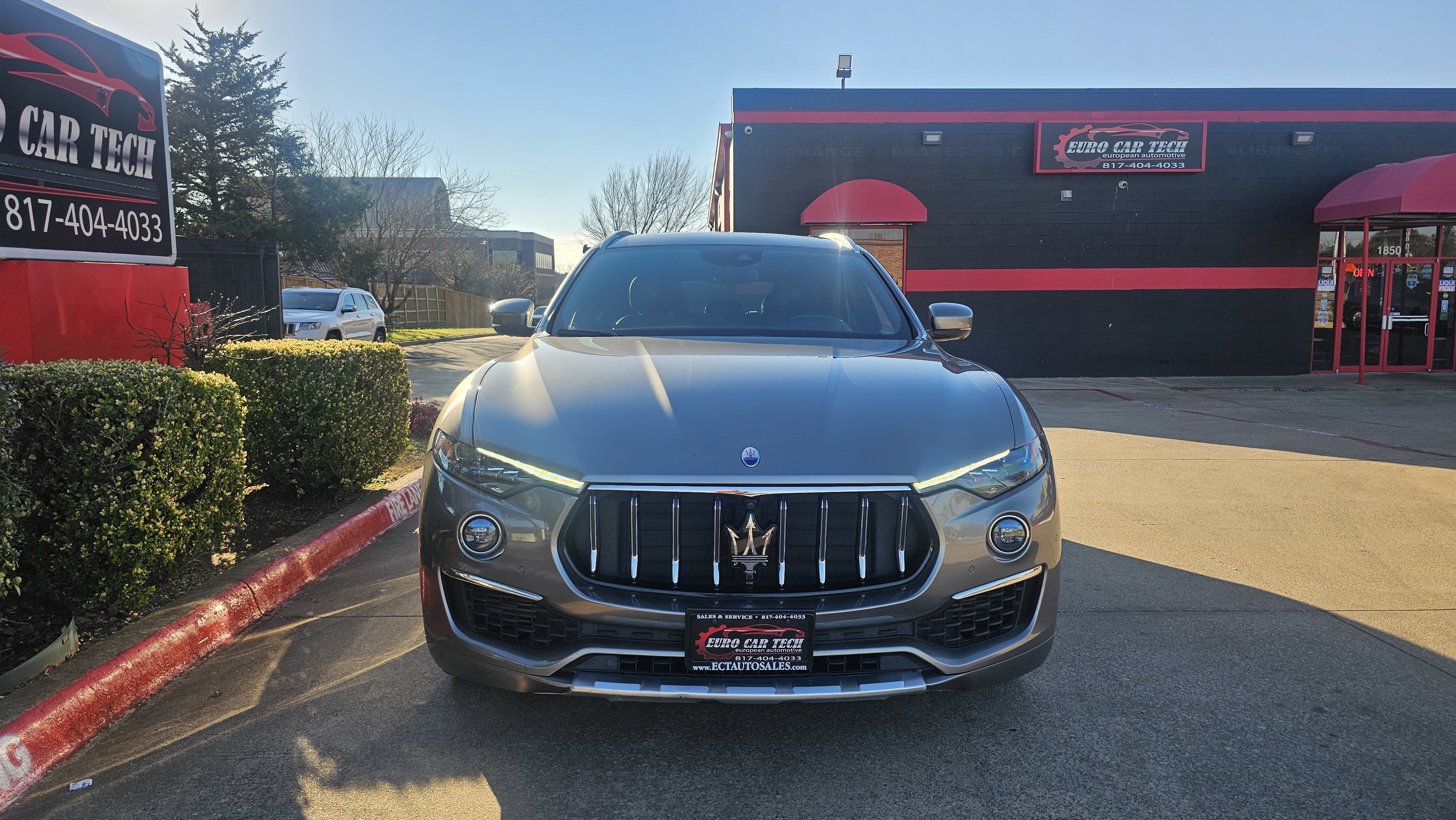 Used 2021 Maserati Levante GranLusso image 5