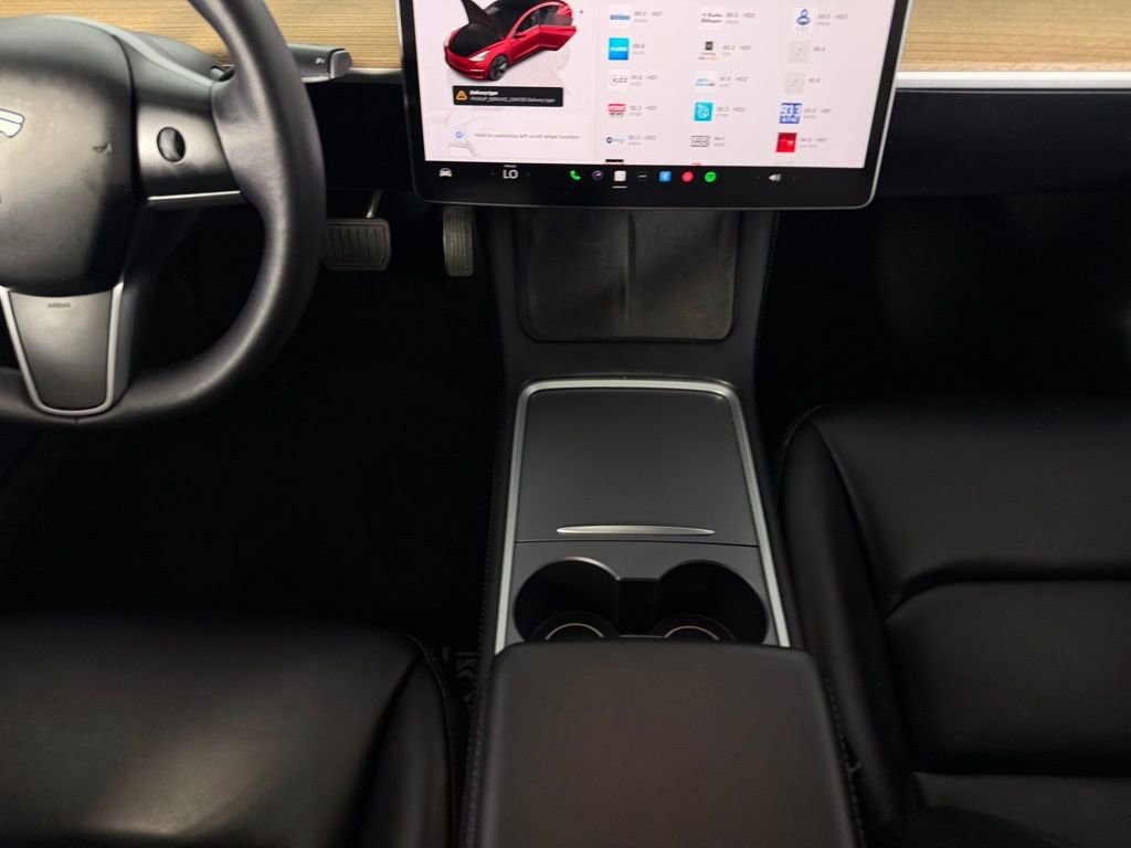 Used 2023 Tesla Model 3 Standard Range image 16