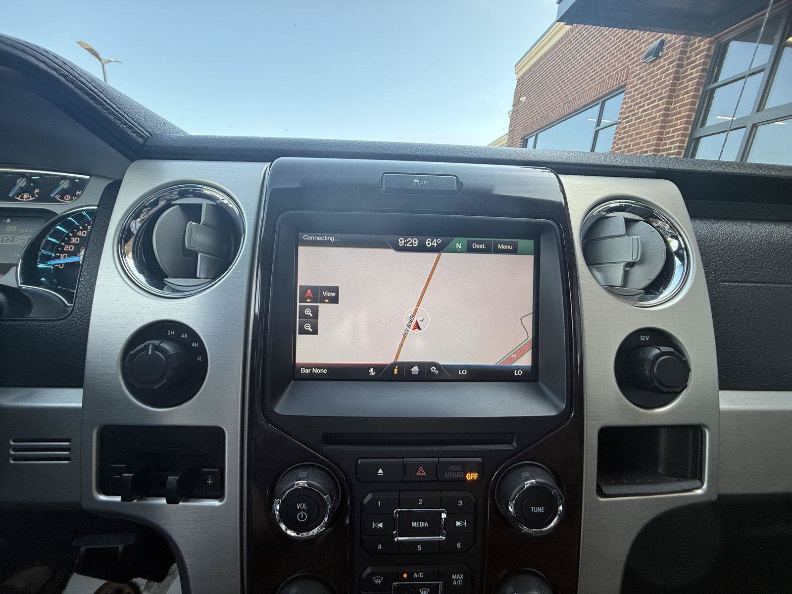Used 2014 Ford F150 Platinum AWD/4WD image 29