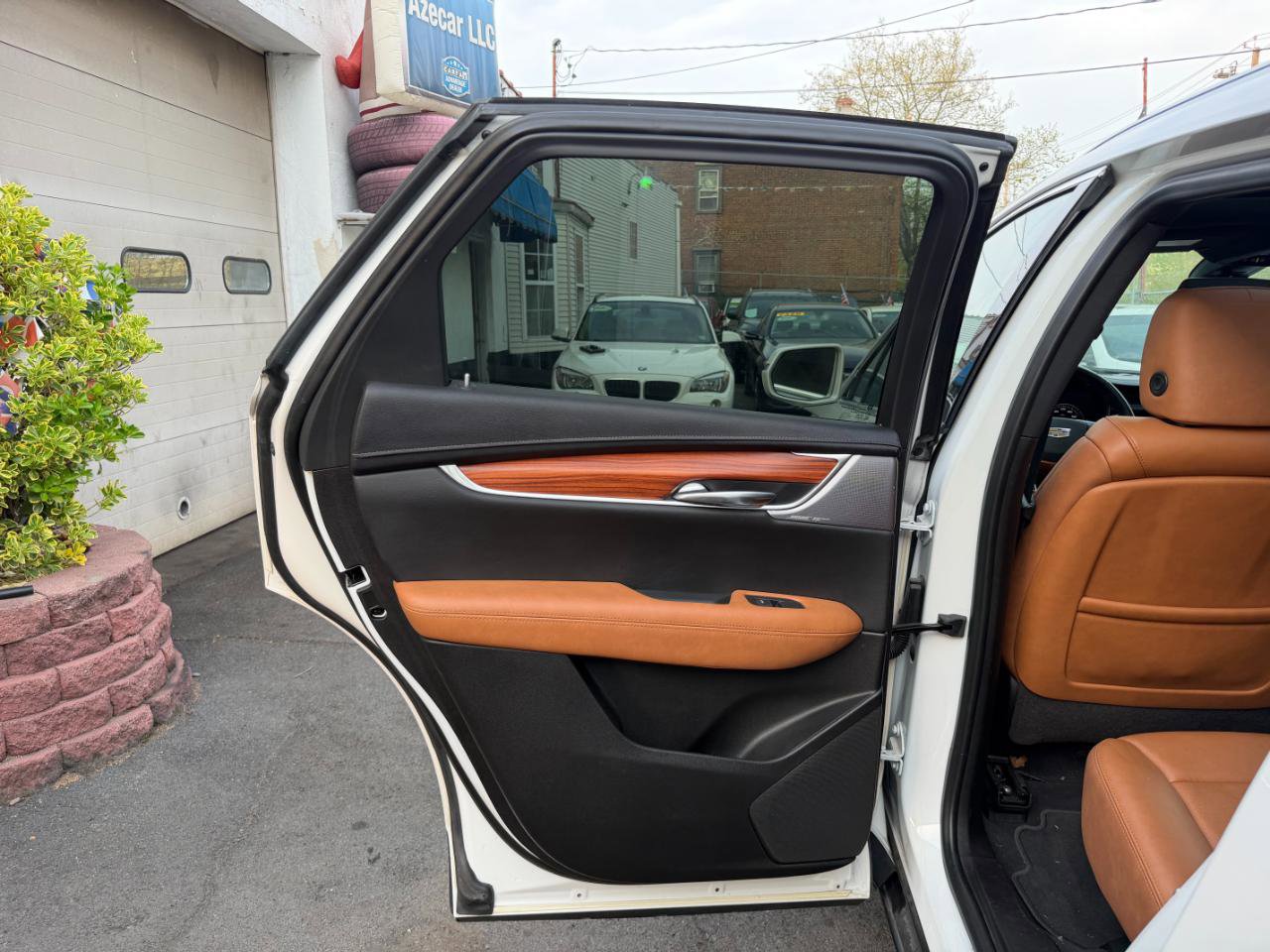Used 2020 Cadillac XT5 Premium Luxury AWD/4WD image 35
