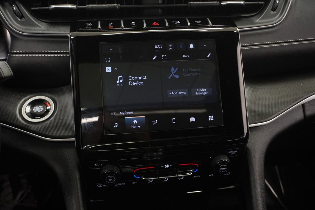 Certified 2024 Jeep Grand Cherokee Laredo X image 31