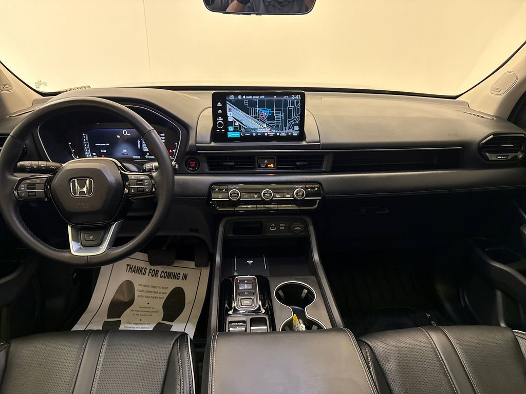 Certified 2025 Honda Pilot Elite image 17