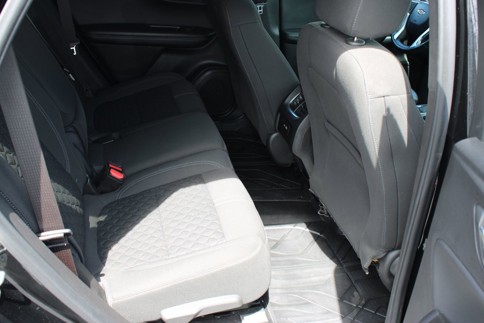 Used 2020 Chevrolet Blazer LT FWD image 24