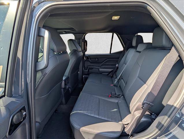 New 2026 Toyota 4Runner TRD Off-Road Premium AWD/4WD image 15
