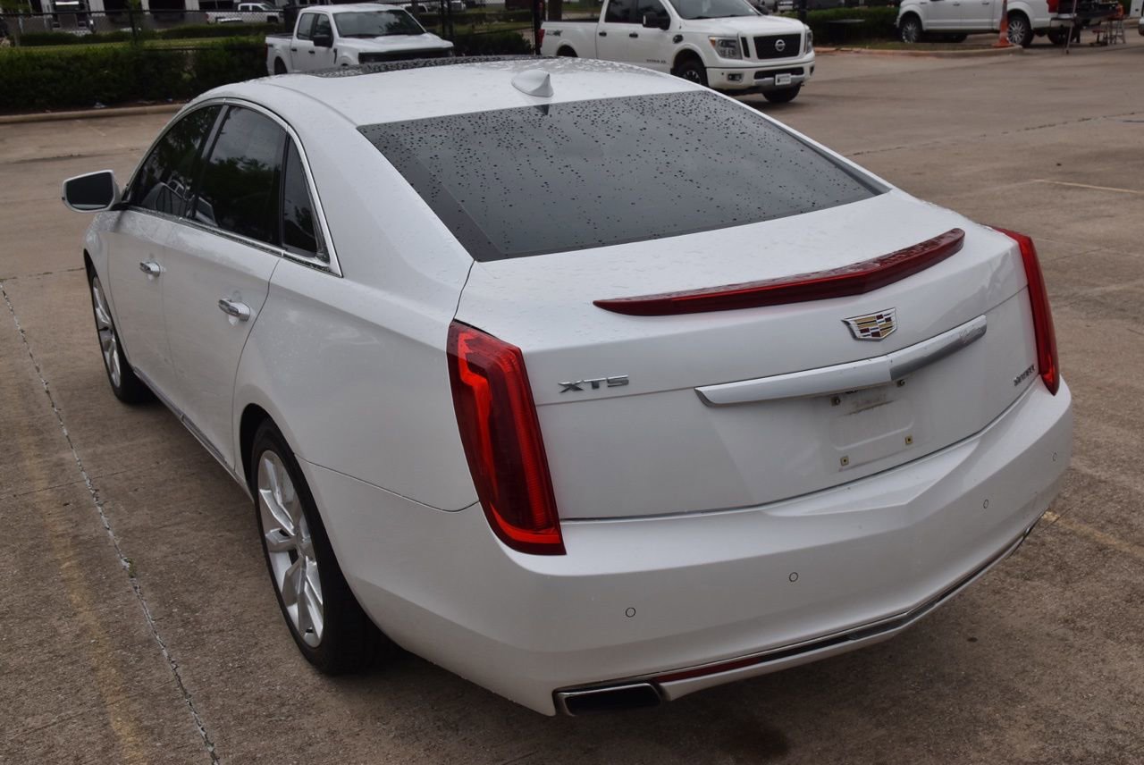 Used 2016 Cadillac XTS Luxury w/ Driver Awareness Package FWD image 7