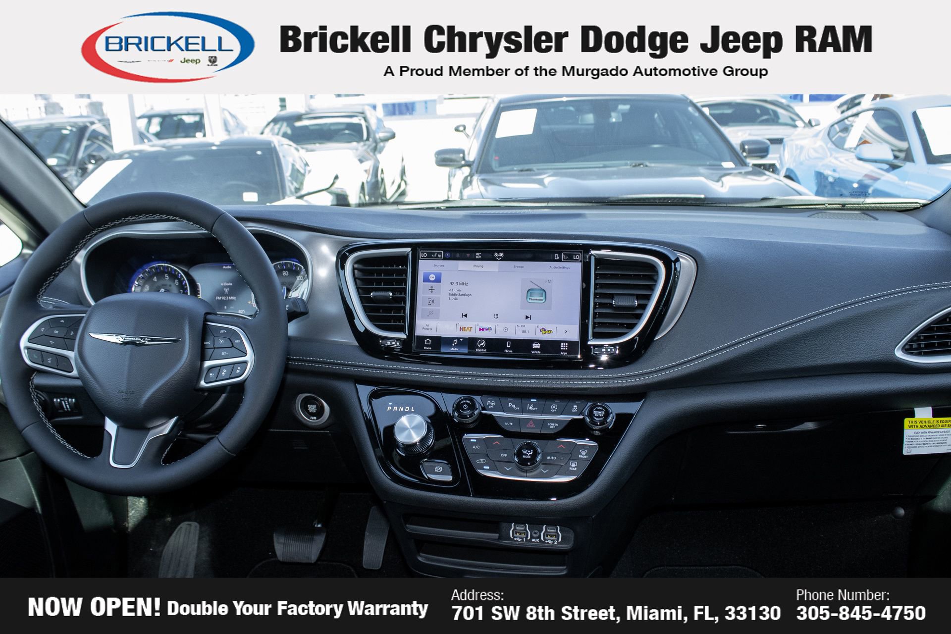 New 2025 Chrysler Pacifica Select FWD image 25