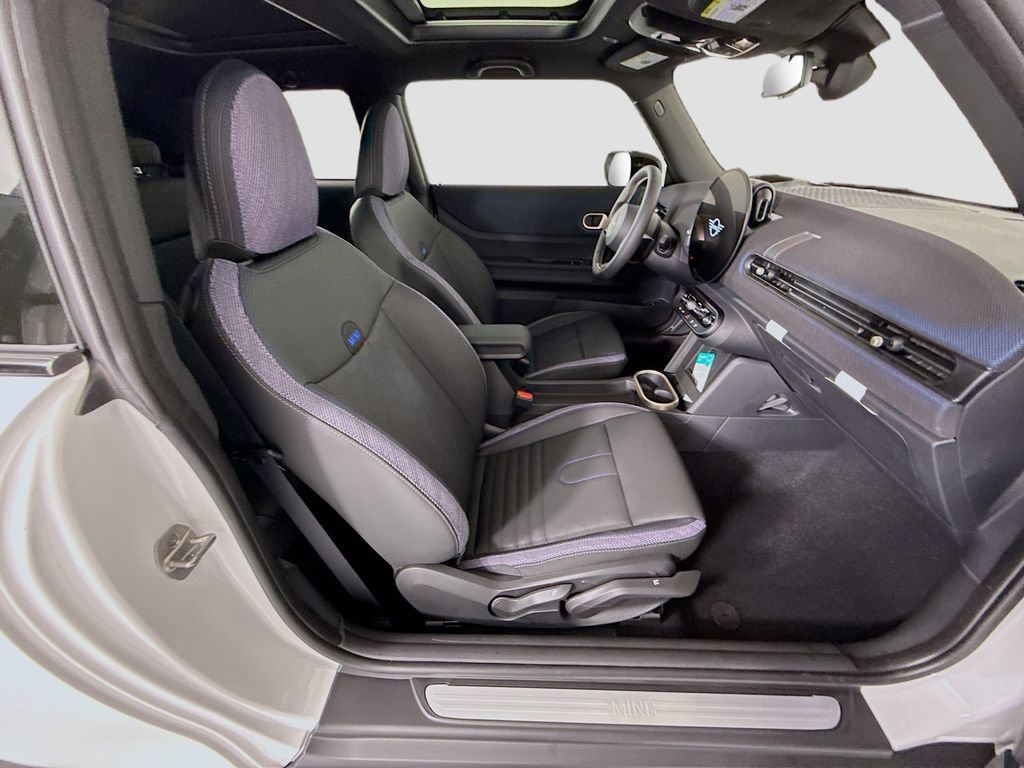 New 2026 MINI Cooper 2-Door Hardtop image 20