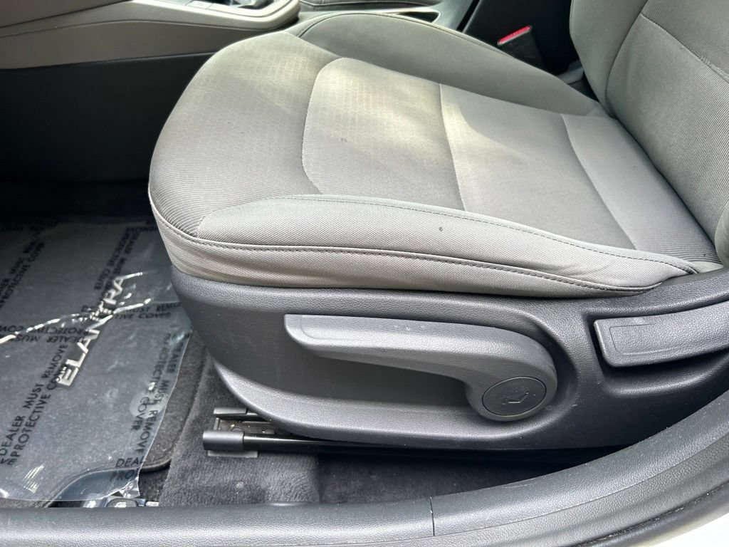Used 2017 Hyundai Elantra ECO FWD image 17