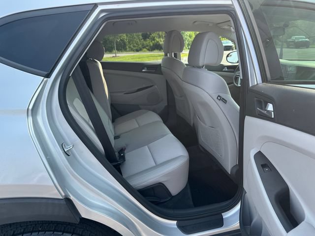 Used 2017 Hyundai Tucson SE w/ SE Popular Package 02 FWD image 21