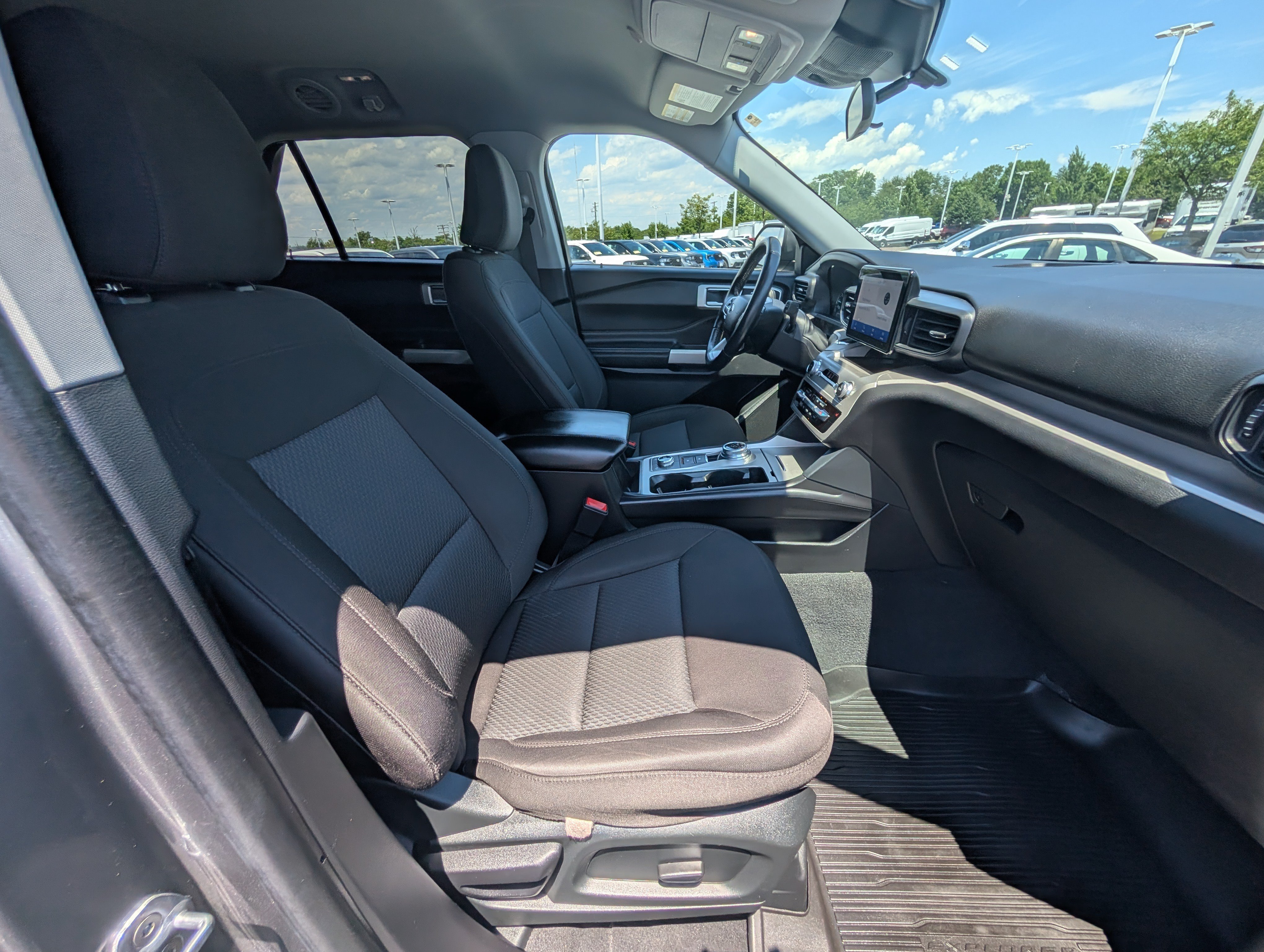Certified 2023 Ford Explorer XLT AWD/4WD image 10