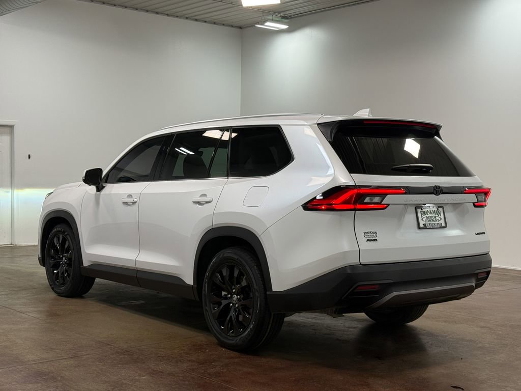 Used 2024 Toyota Grand Highlander AWD image 5