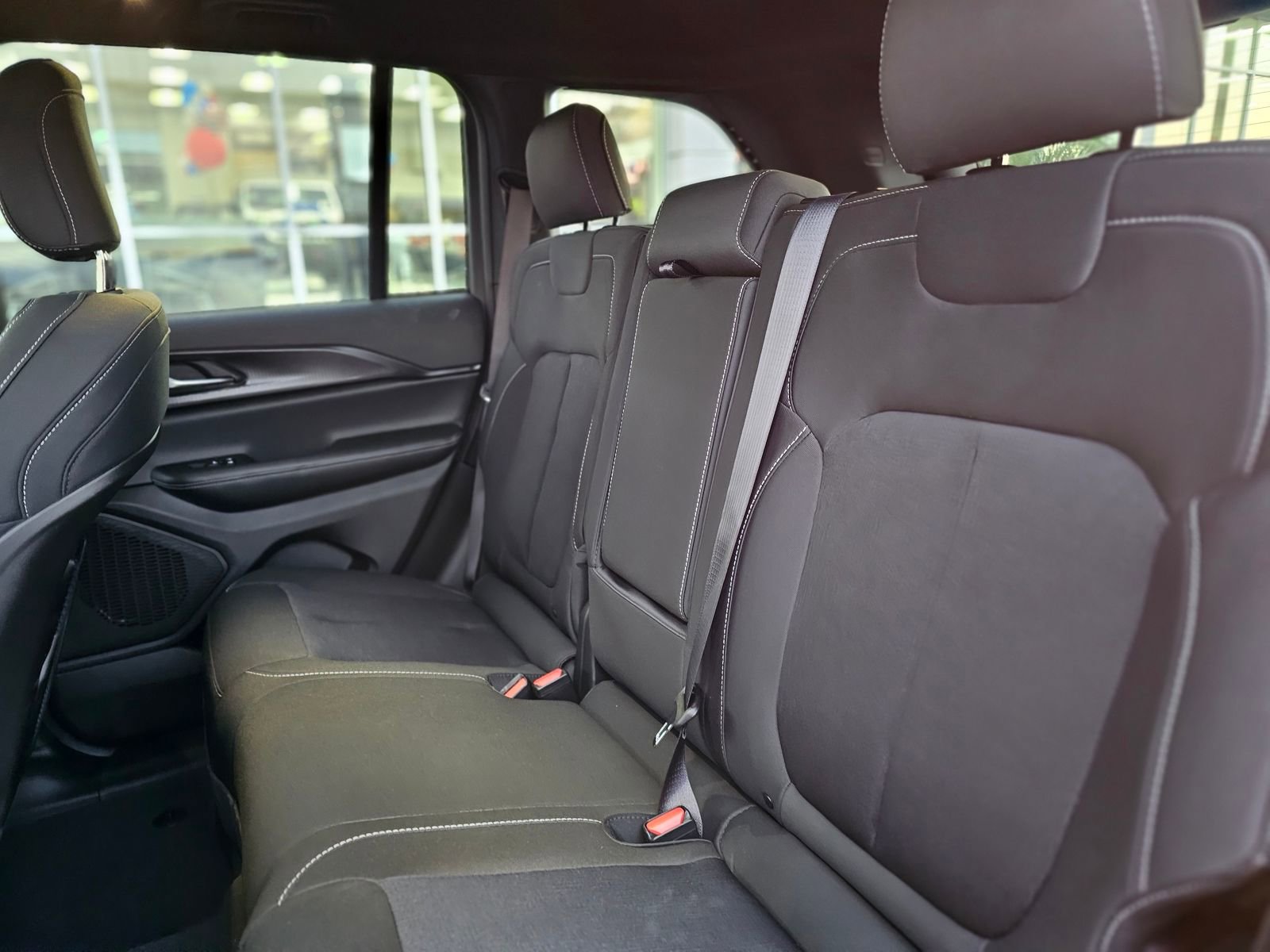 New 2026 Jeep Grand Cherokee Laredo RWD image 24