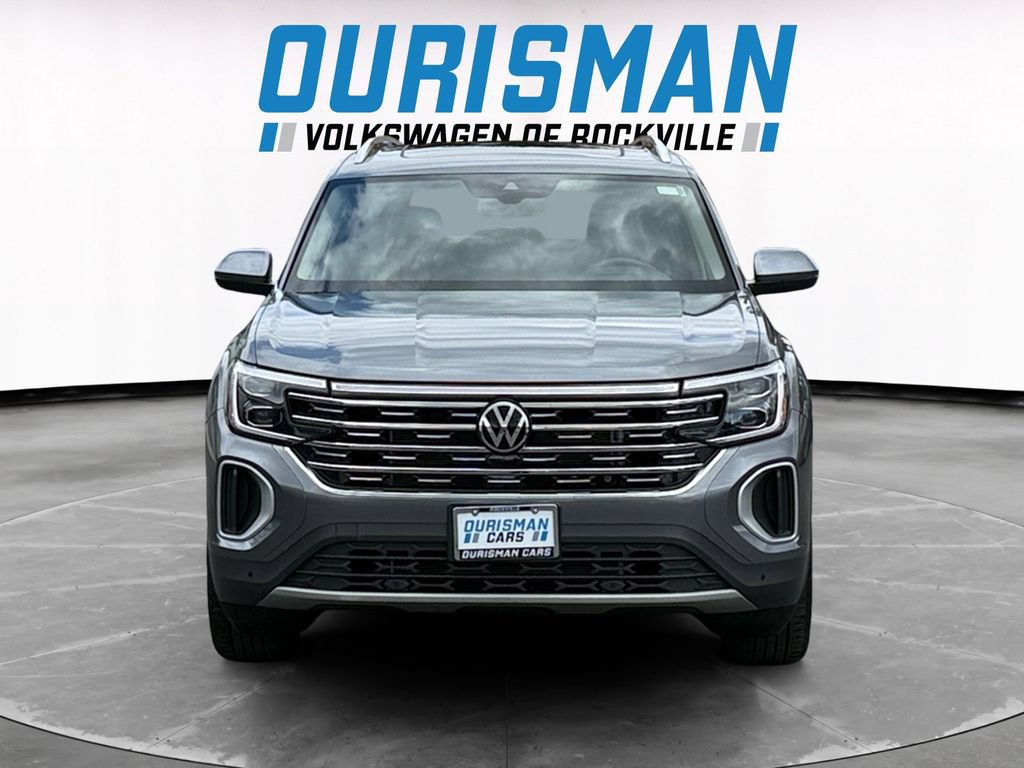 Used 2025 Volkswagen Atlas SEL AWD/4WD image 8