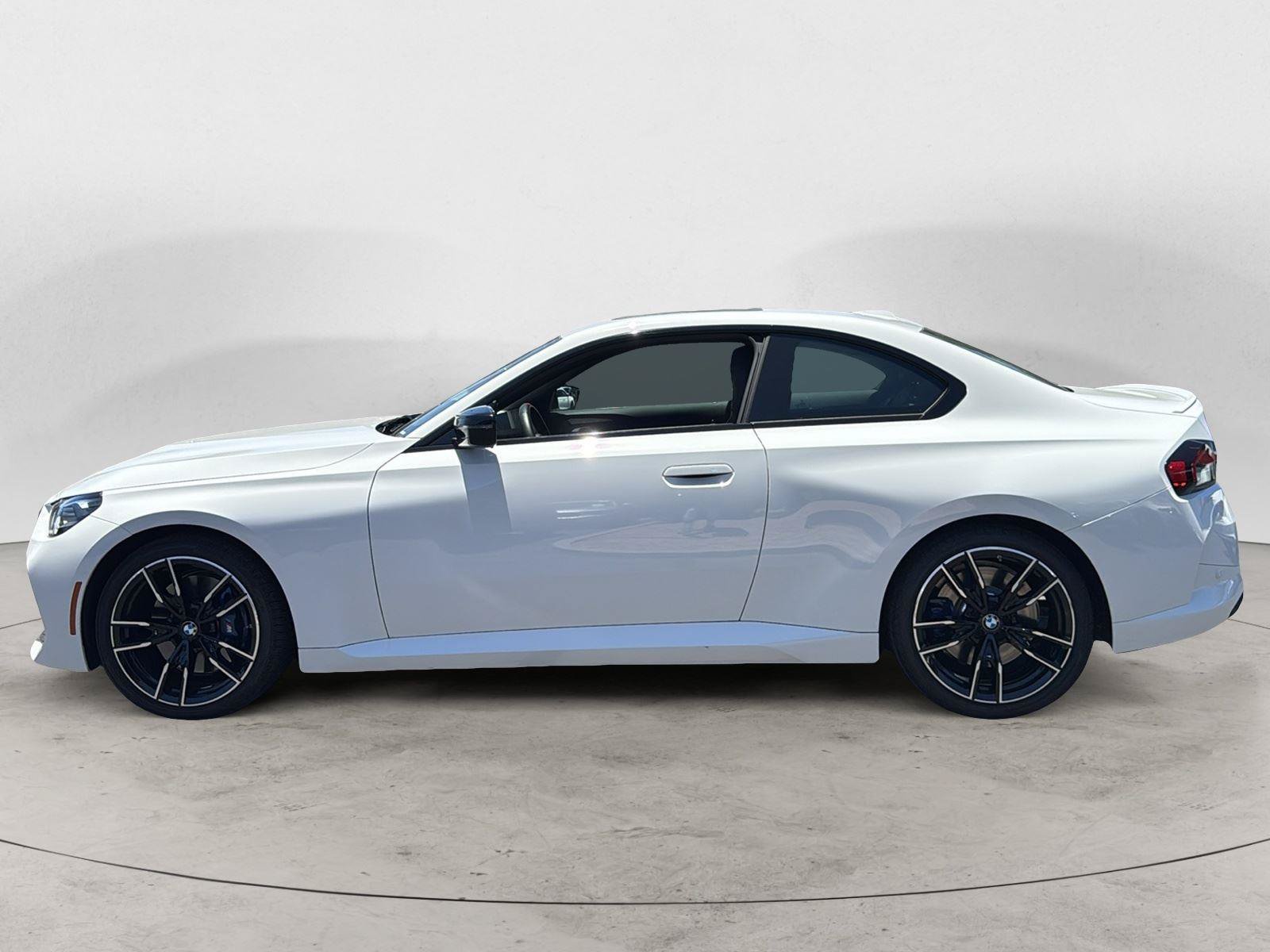 Used 2026 BMW M240i xDrive Coupe AWD/4WD image 3