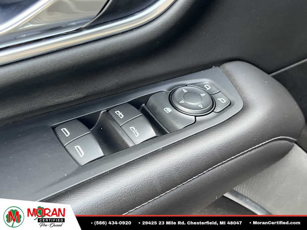 Used 2021 GMC Yukon SLE w/ Gmc Pro Safety Plus Package AWD/4WD image 16